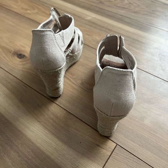 Marona Wedges - Picture 5 of 5